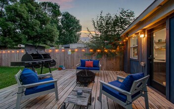5312 Jefferson St in Houston, TX - Building Photo - Building Photo