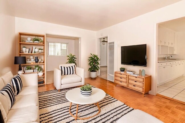 property at 3139 Boundary St
