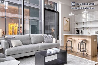 676 N La Salle Dr in Chicago, IL - Building Photo - Building Photo