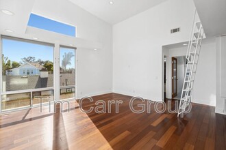 205 Del Mar Ave in Costa Mesa, CA - Building Photo - Building Photo