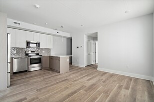 746 N 40th St Apartamentos