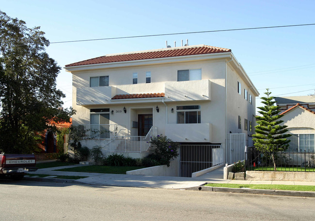 3619 Hughes Ave in Los Angeles, CA - Building Photo - Building Photo