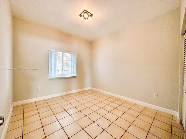 842 SW 14th Ave in Miami, FL - Building Photo - Building Photo