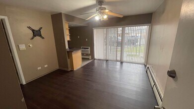 6152 W Rosedale Ave in Chicago, IL - Building Photo - Building Photo