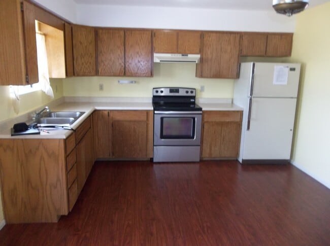 property at 4720 N Spring Dr