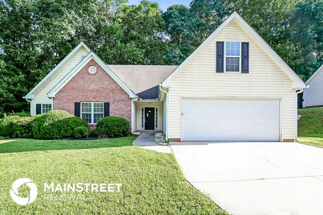3331 Glen Summit Ln in Snellville, GA - Foto de edificio
