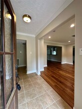 1906 Mapleton Dr in Houston, TX - Foto de edificio - Building Photo