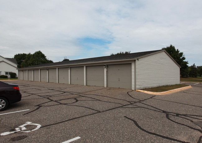 Park Avenue Townhomes in St. Paul, MN - Foto de edificio - Building Photo