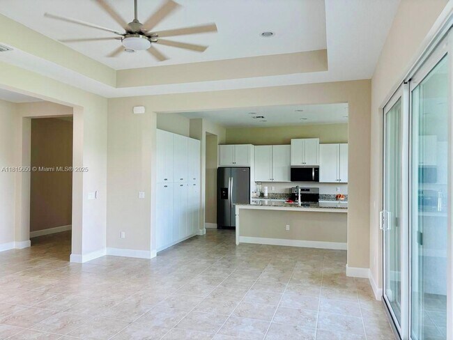 15180 Wildwood Cir in Westlake, FL - Building Photo - Building Photo