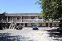 Chatham Place Apartments in Charleston, SC - Foto de edificio - Building Photo