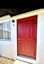 1920 NW 29th St in Miami, FL - Building Photo