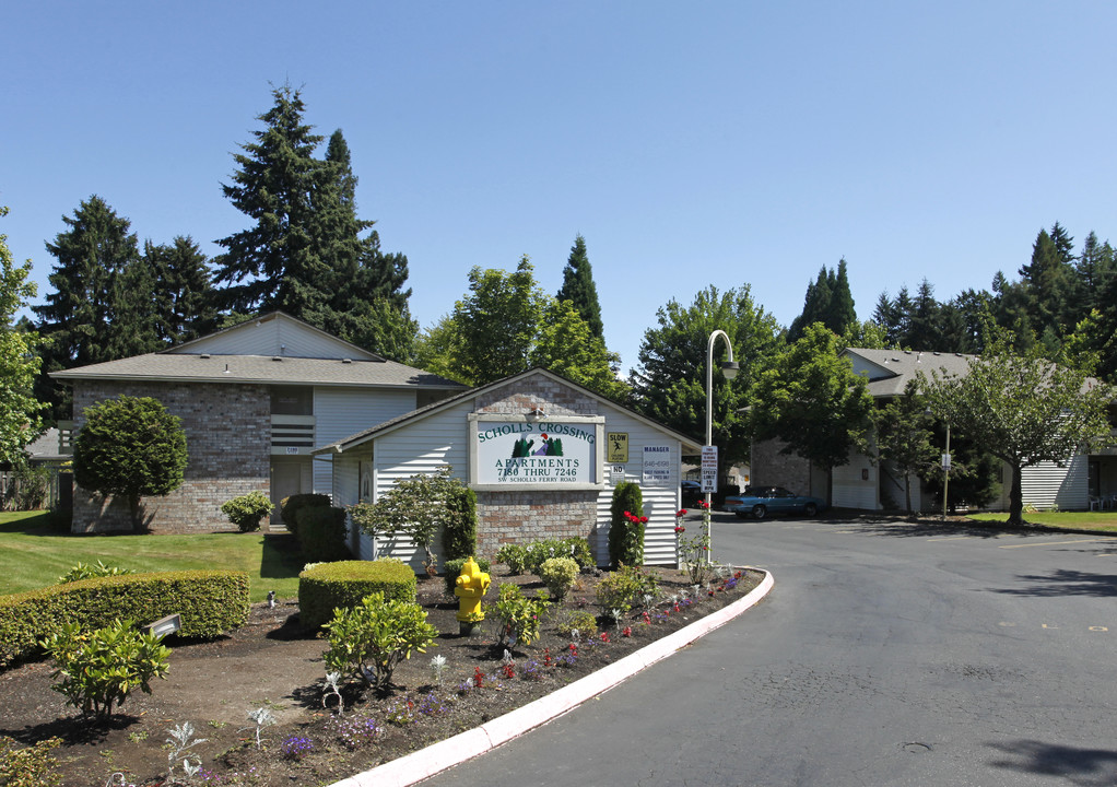 Scholls Crossing in Portland, OR - Building Photo