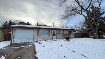 425 Smalley Blvd in Hamilton, OH - Building Photo