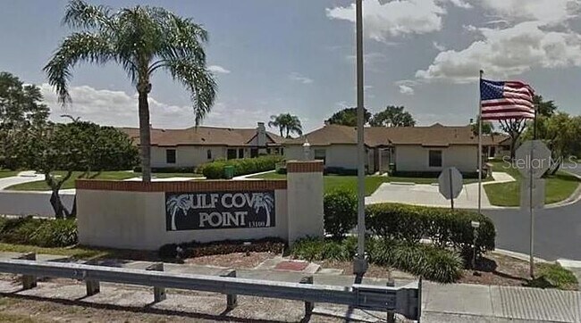 13100 S McCall Rd in Port Charlotte, FL - Foto de edificio - Building Photo