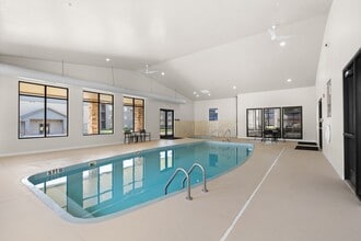 North Highlands Apartments in Minot, ND - Building Photo - Building Photo