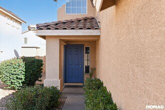 22066 W Solano Dr in Buckeye, AZ - Foto de edificio - Building Photo