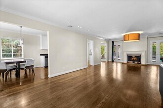 4663 W 9th St in Los Angeles, CA - Building Photo - Building Photo
