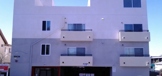 Eagle Glen Apartments in Northridge, CA - Building Photo