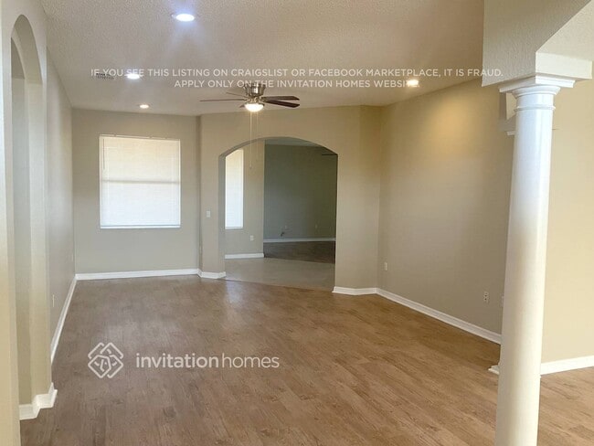 4048 Byrds Crossing Dr in Lakeland, FL - Foto de edificio - Building Photo