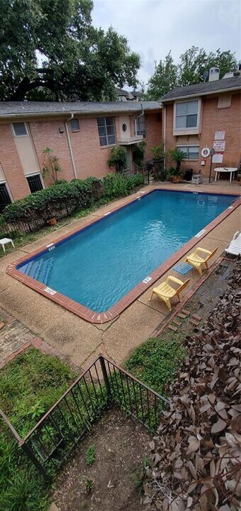 3420 Mt Vernon St-Unit -8 in Houston, TX - Building Photo