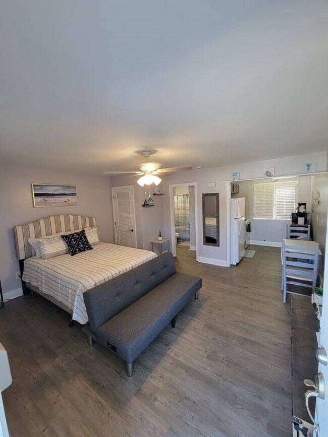 property at 1664 Beach Blvd