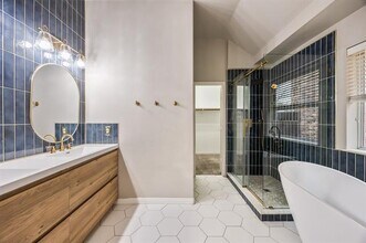 8100 Twin Oaks Dr in McKinney, TX - Building Photo - Building Photo