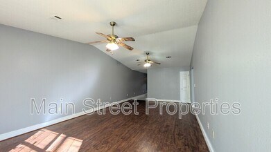 912 Rentz Ave in Pensacola, FL - Building Photo - Building Photo