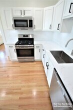 27 Ransom Rd, Unit 3 in Boston, MA - Foto de edificio - Building Photo