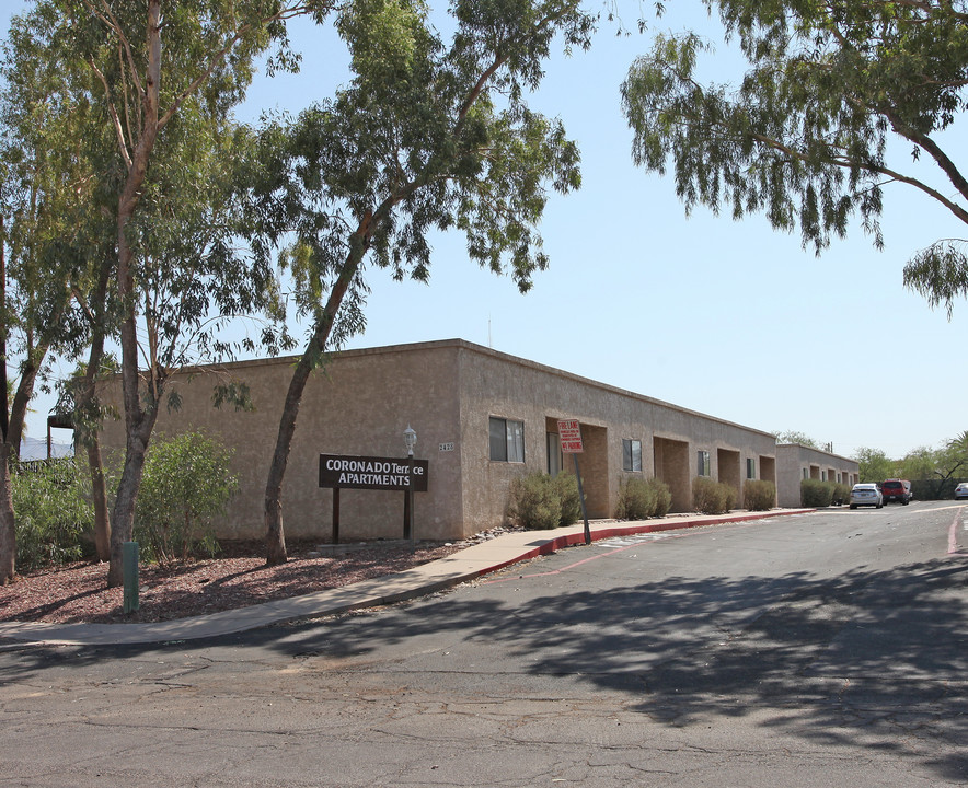 Coronado Terrace Apartments in Tucson, AZ - Building Photo