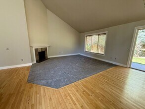 345 Timber Creek Dr in Sisters, OR - Building Photo - Building Photo