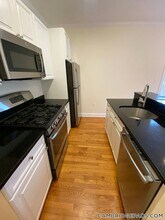 1 Langdon Square, Unit 4 in Cambridge, MA - Foto de edificio - Building Photo