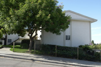 22766 Vermont St in Hayward, CA - Building Photo - Building Photo