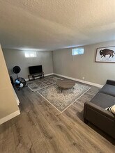 1509 E Wyeth St, Unit Lower in Pocatello, ID - Building Photo - Building Photo