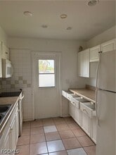 1131 S Loop Blvd in Lehigh Acres, FL - Building Photo - Building Photo