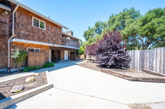 1416 San Luis Dr, Unit A in San Luis Obispo, CA - Foto de edificio - Building Photo