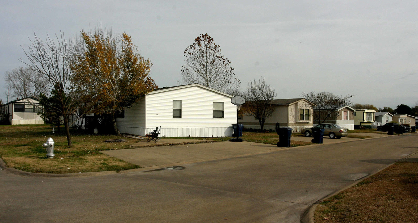 Glen Knoll in Wylie, TX - Building Photo