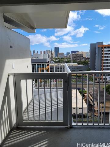 1635 Dole St in Honolulu, HI - Building Photo - Building Photo