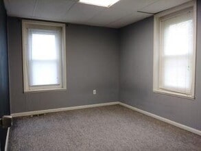 9 Laird Ave, Unit A in Wheatland, PA - Building Photo - Building Photo