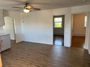 38 Bedford Ave in Worcester, MA - Building Photo - Building Photo