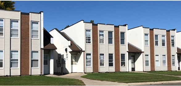 Apartment 1701 in Fargo, ND - Foto de edificio