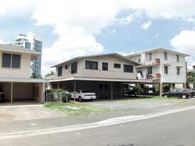 636 Hausten St in Honolulu, HI - Building Photo