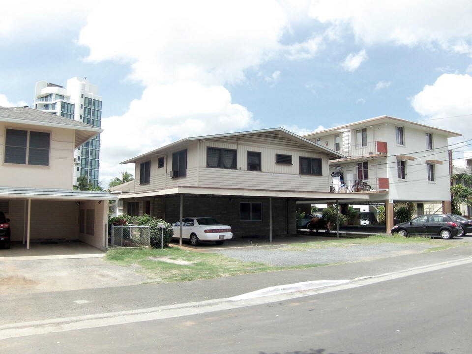 636 Hausten St in Honolulu, HI - Foto de edificio