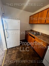 27-55 Green St in Westwood, NJ - Building Photo - Building Photo
