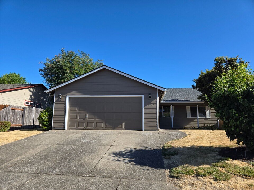 4631 Cherrybud Ct SE in Salem, OR - Foto de edificio