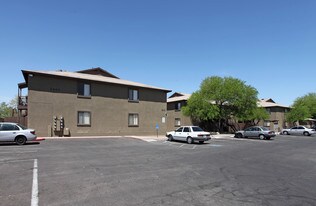 Casa Grande Village Apartments