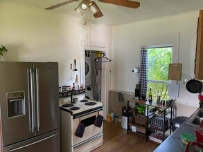 121 N 8th St, Unit 121 N 8th St Upper in Olean, NY - Building Photo - Building Photo