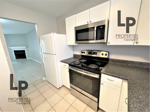 1488 Deer Lake Cir in Lexington, KY - Building Photo - Building Photo
