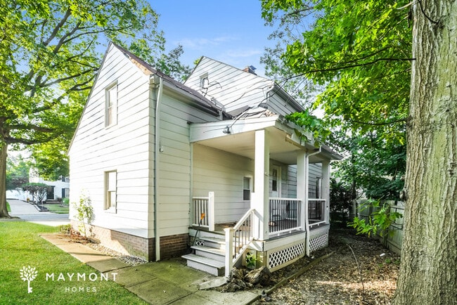 934 Pembrook Rd in Cleveland Heights, OH - Building Photo - Building Photo