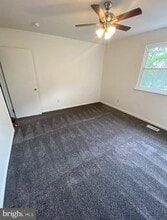 615 Jarvis Rd in Gloucester Township, NJ - Building Photo - Building Photo