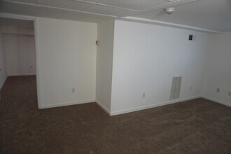 7808 Highpoint Rd, Unit B in Parkville, MD - Building Photo - Building Photo